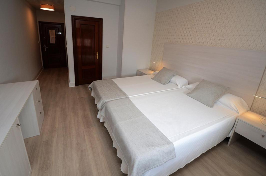 Hostal Vista Alegre Castro Urdiales Exteriér fotografie